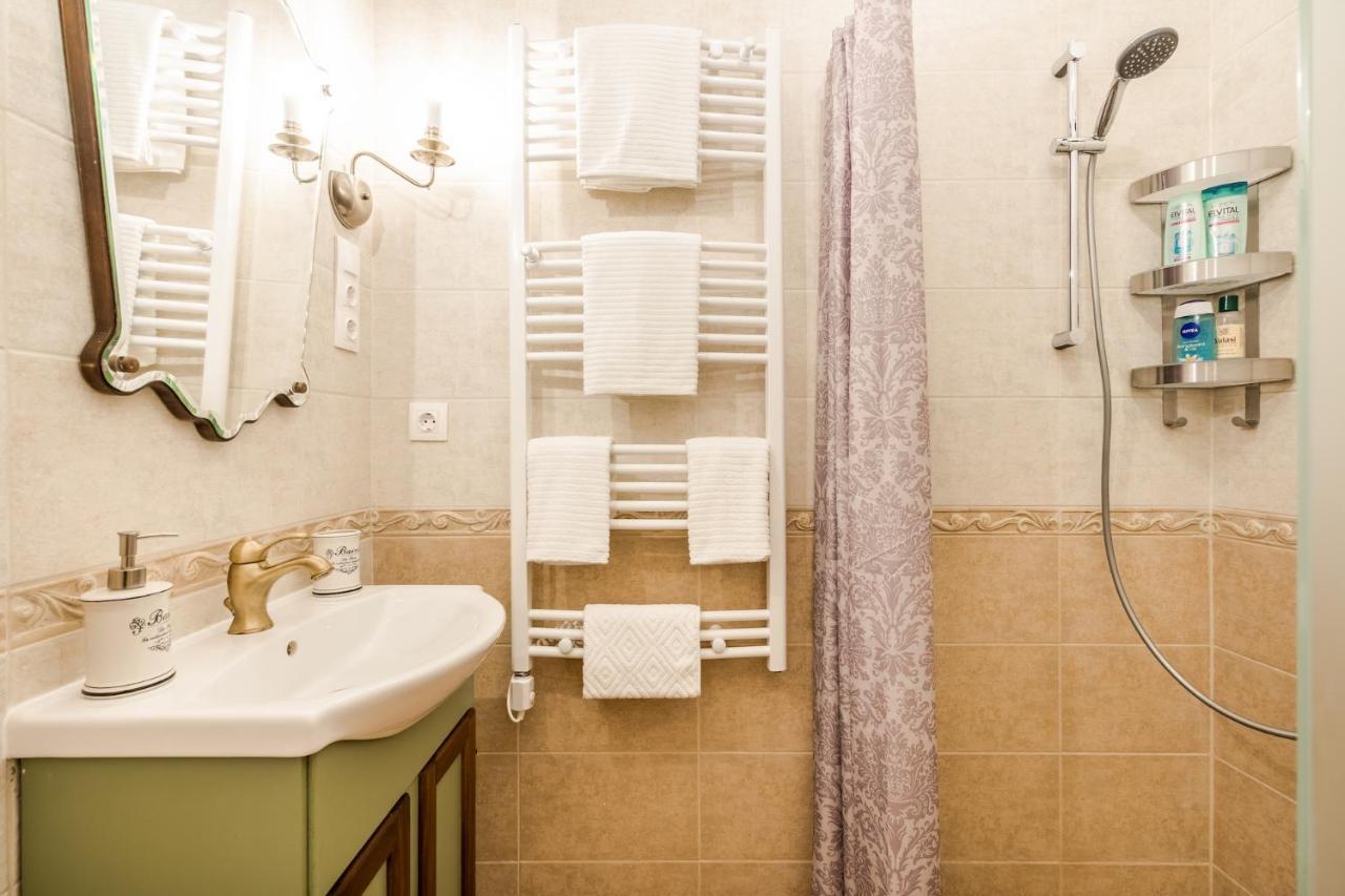 Provence Home - Citycenter, Tv, Washer, Coffee-Tea Budapest Luaran gambar