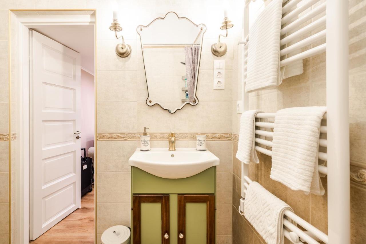 Provence Home - Citycenter, Tv, Washer, Coffee-Tea Budapest Luaran gambar